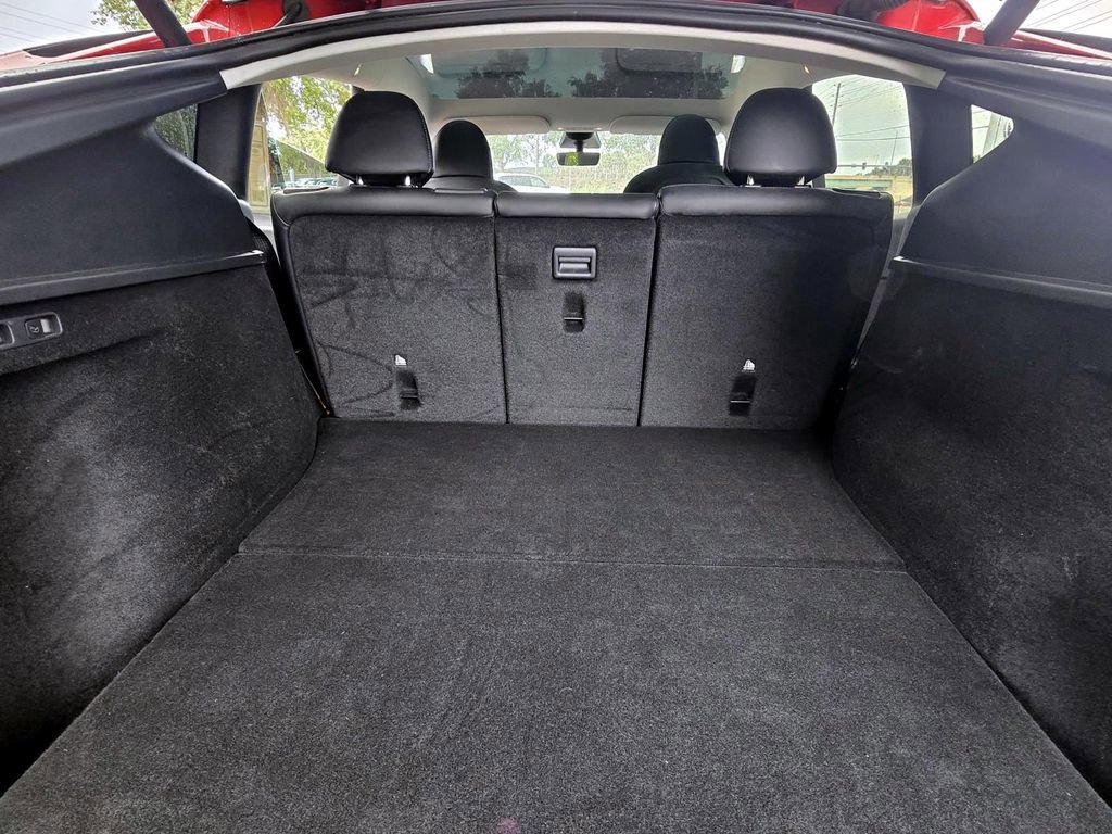 Used 2023 Tesla Model Y Long Range image 29