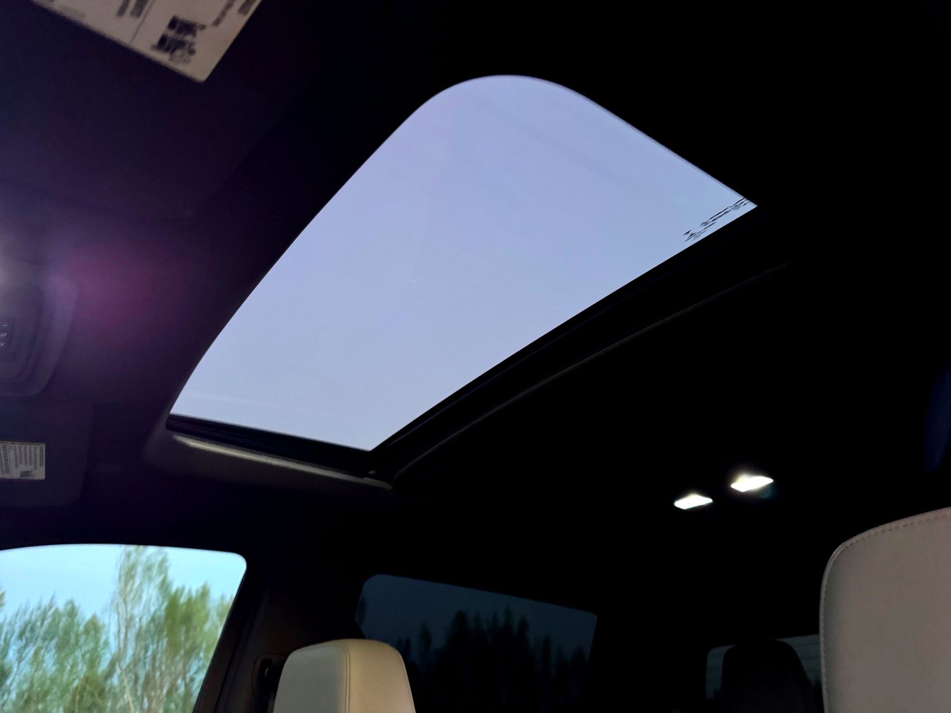 Used 2020 Chevrolet Silverado 1500 LTZ image 14