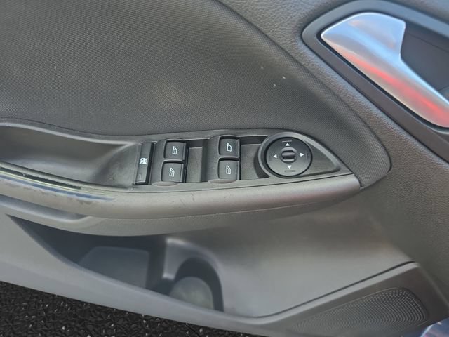 Used 2018 Ford Focus SEL FWD image 27