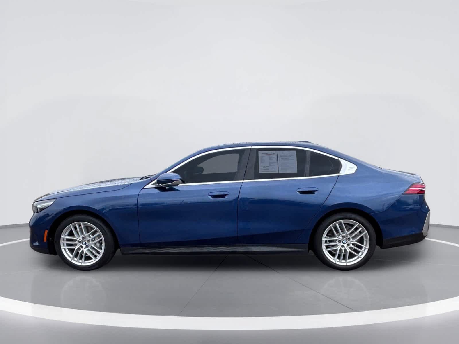 Used 2025 BMW 530i RWD image 4