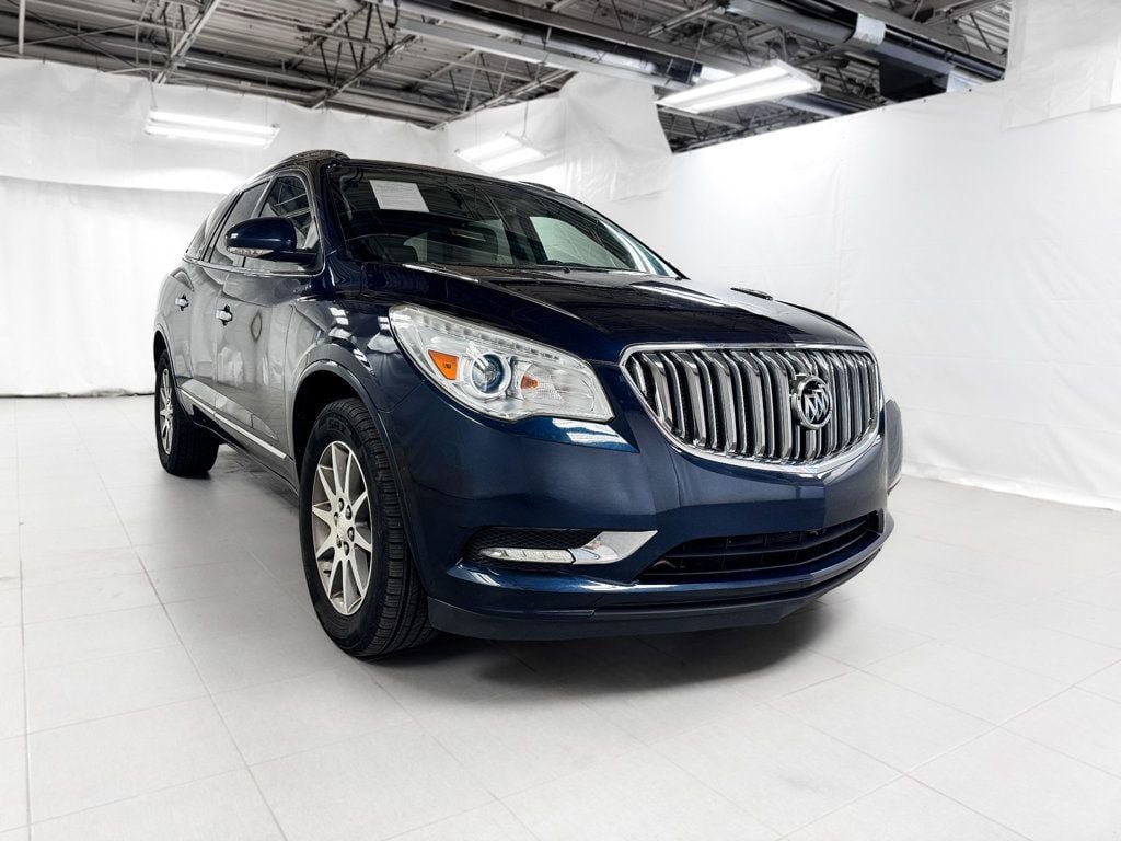 Used 2017 Buick Enclave Leather w/ Trailering Package FWD image 6