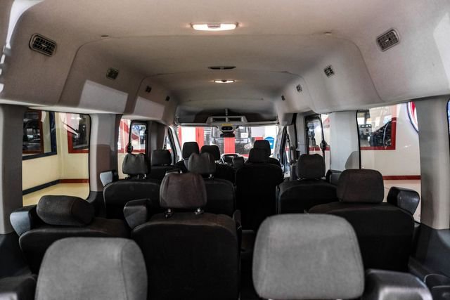 Used 2017 Ford Transit 350 XLT image 38