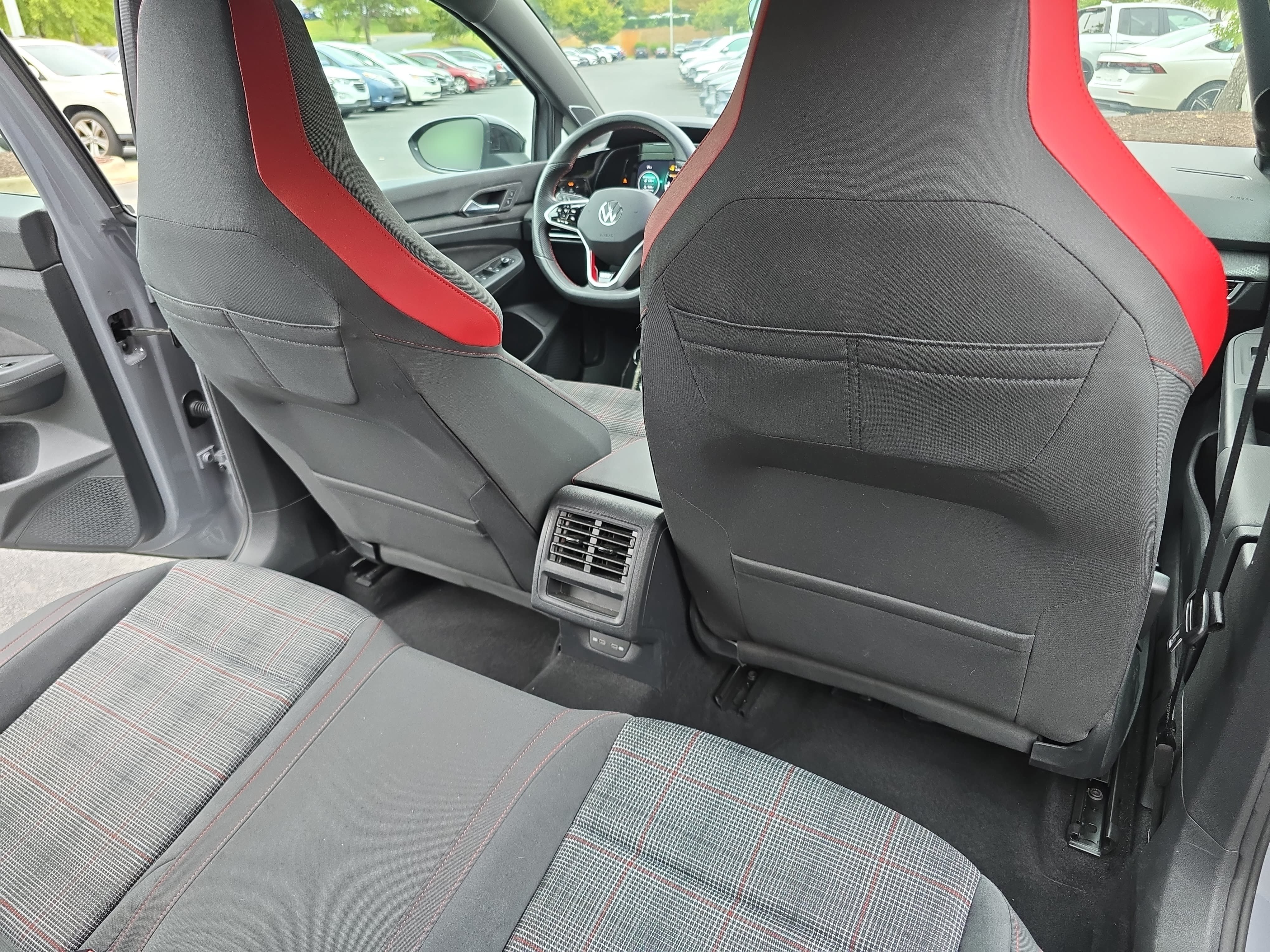 Used 2024 Volkswagen GTI SE FWD image 11