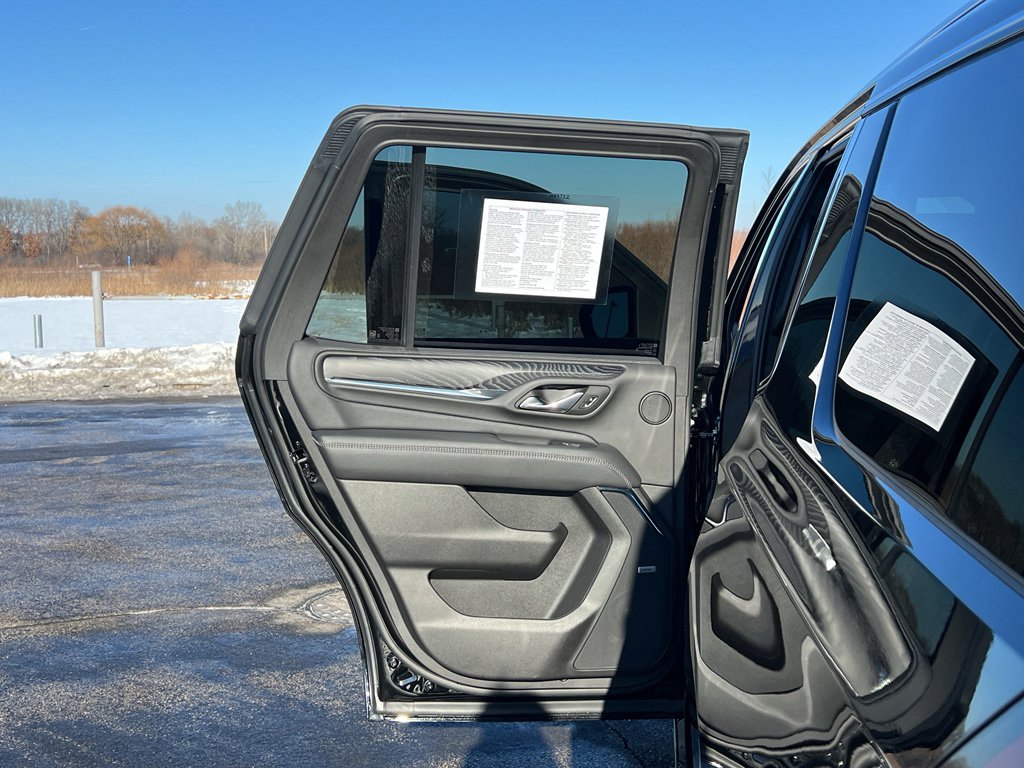 Used 2024 GMC Yukon Denali image 34