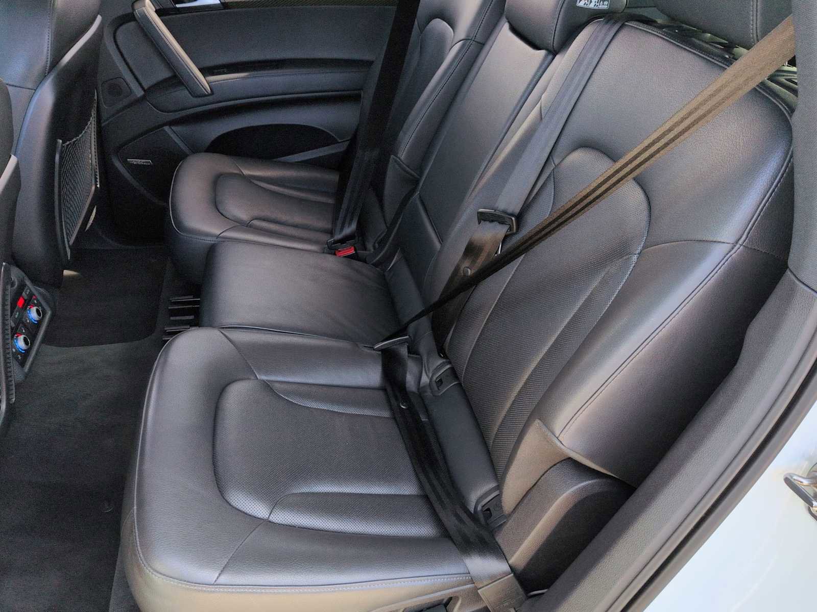 Used 2015 Audi Q7 3.0T S line Prestige w/ Sport Edition image 21