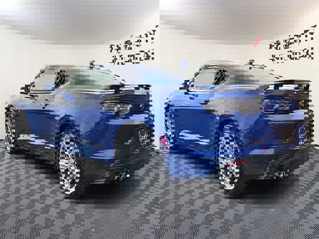 Used 2019 Chevrolet Camaro SS image 6