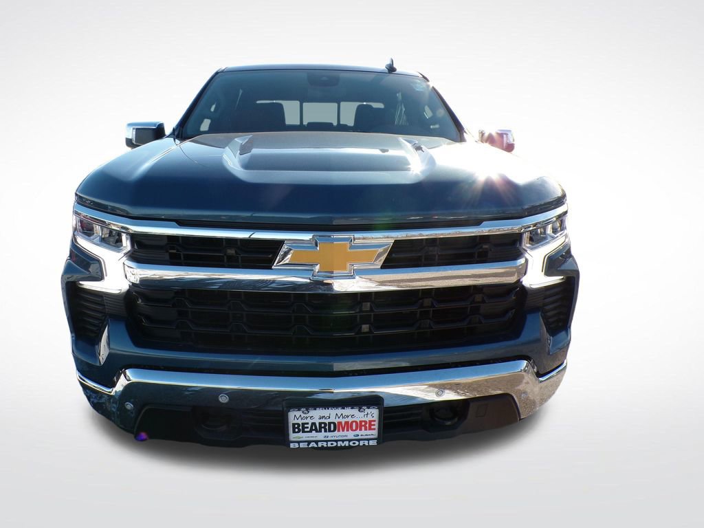 Used 2024 Chevrolet Silverado 1500 LT w/ Safety Package AWD/4WD image 5