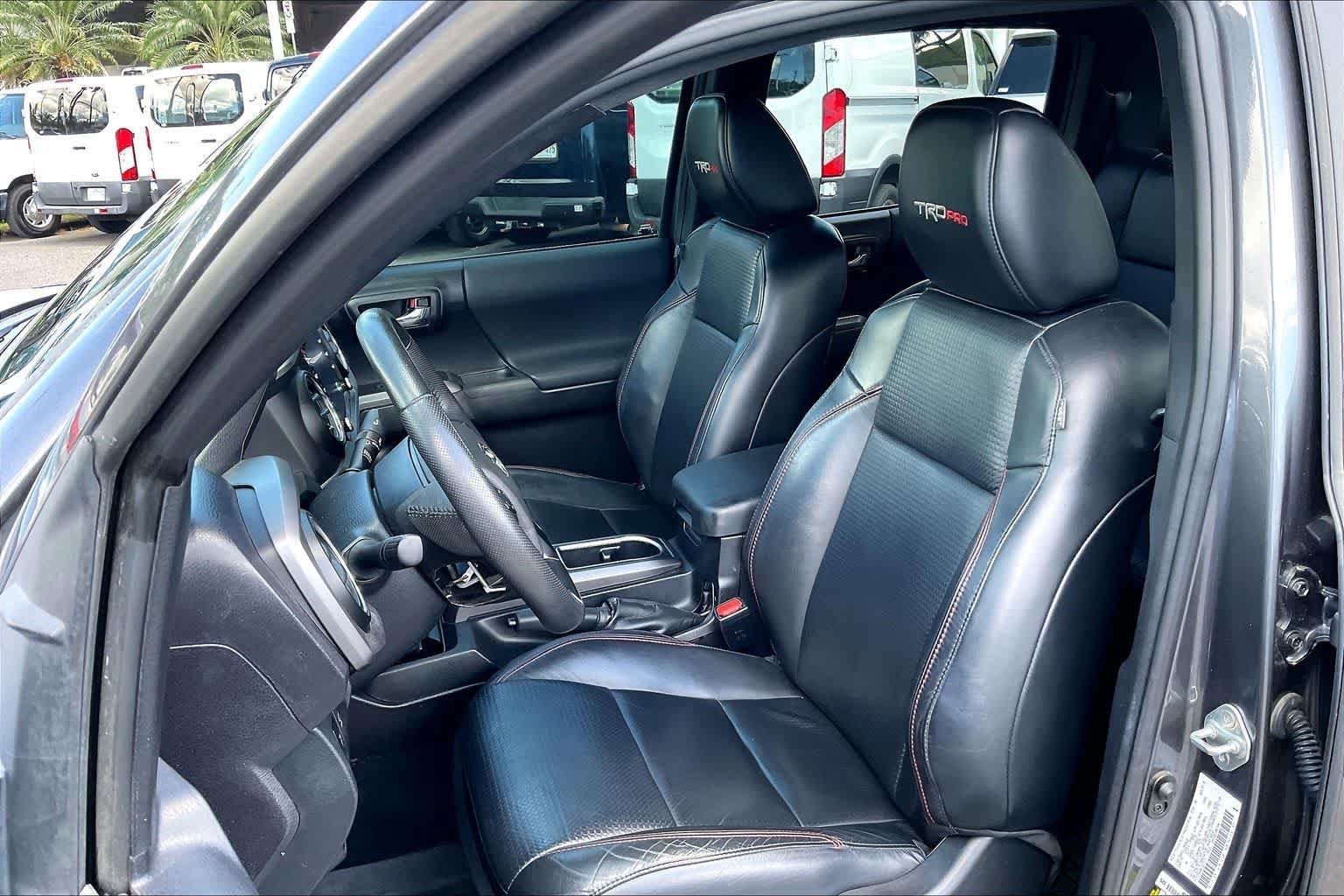 Used 2020 Toyota Tacoma TRD Pro AWD/4WD image 11