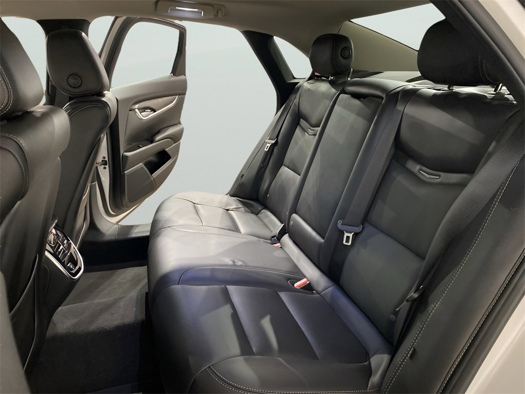 Used 2019 Cadillac XTS Luxury image 10
