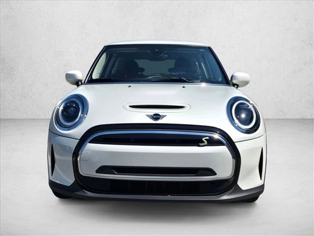 Used 2024 MINI Cooper SE video 2