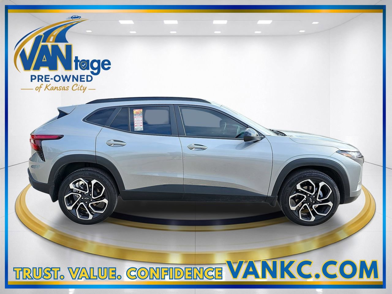 Used 2025 Chevrolet Trax RS w/ Driver Confidence Package FWD image 5