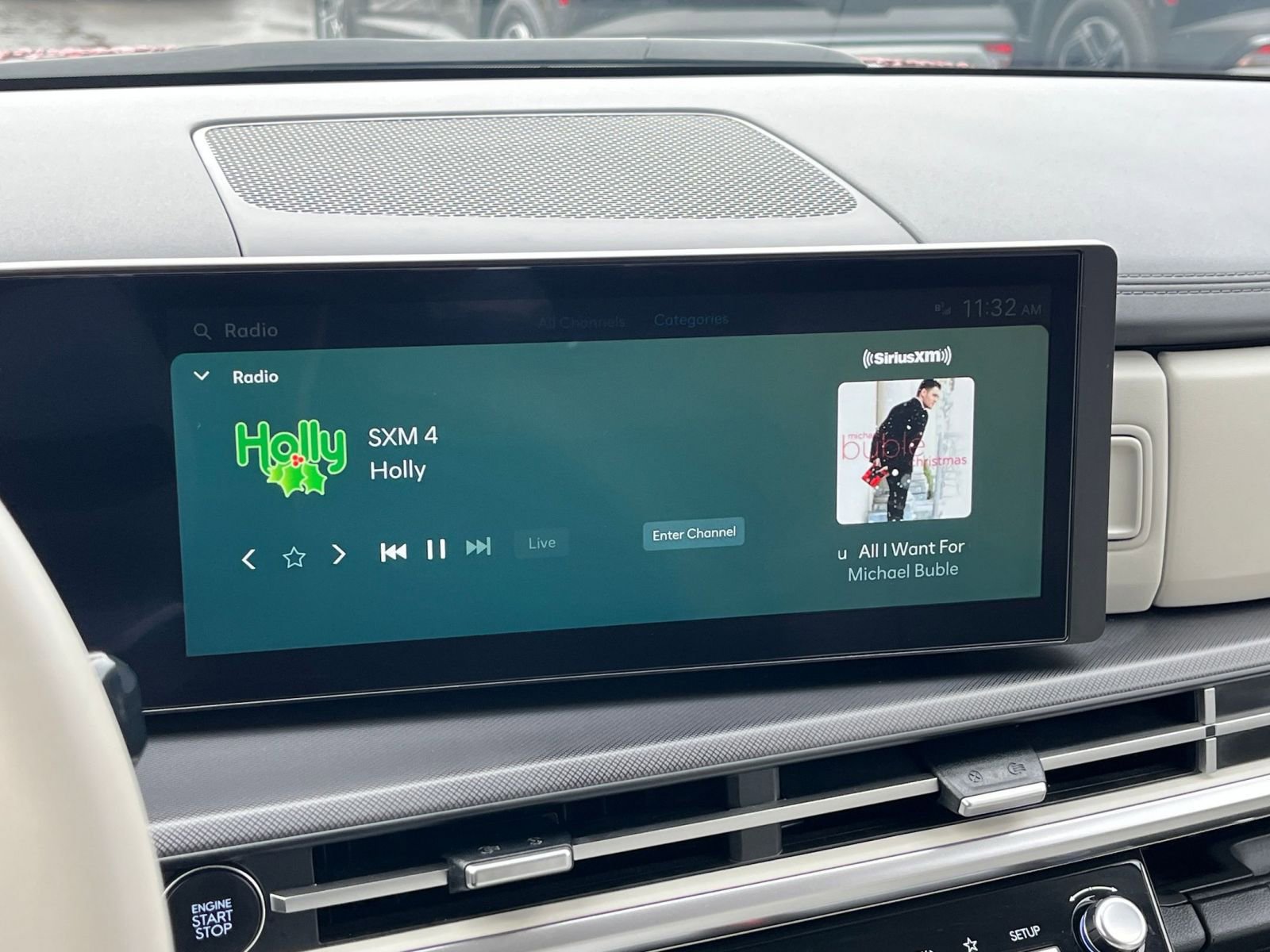 Used 2025 Hyundai Santa Fe SEL image 21