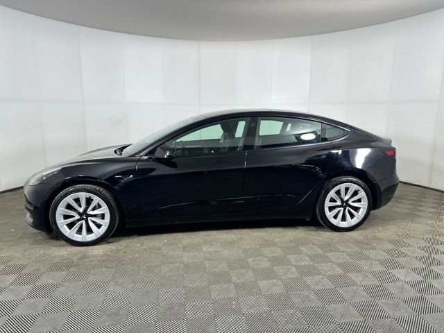 Used 2023 Tesla Model 3 Standard Range image 6