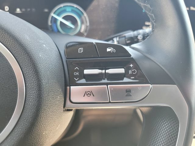 Used 2024 Hyundai Elantra Limited FWD image 26
