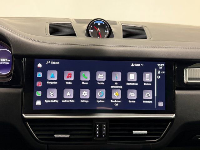 Certified 2023 Porsche Cayenne Platinum Edition image 18