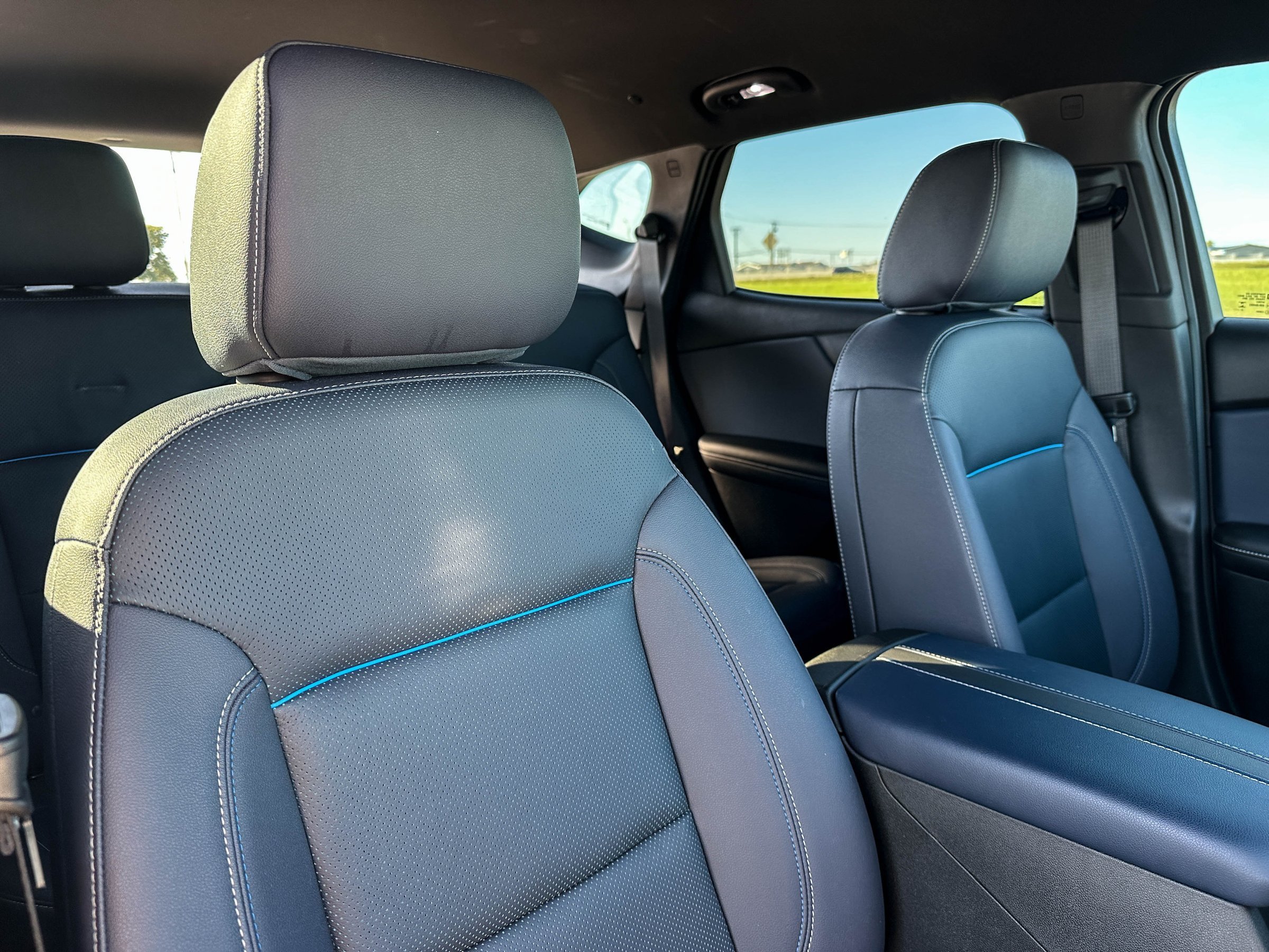 Used 2024 Chevrolet Blazer RS w/ Enhanced Convenience Package FWD image 26