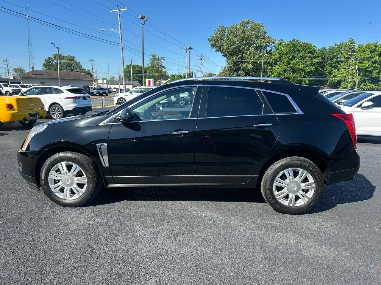 Used 2015 Cadillac SRX Luxury w/ Driver Awareness Package FWD image 8