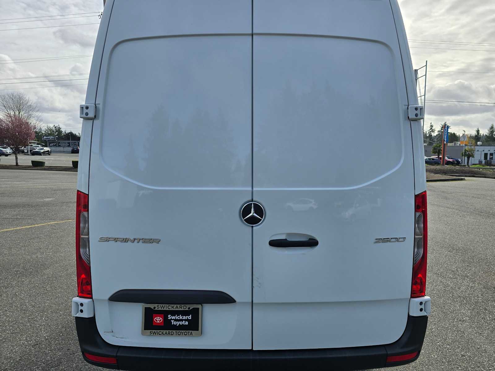 Used 2024 Mercedes-Benz Sprinter 2500 image 15