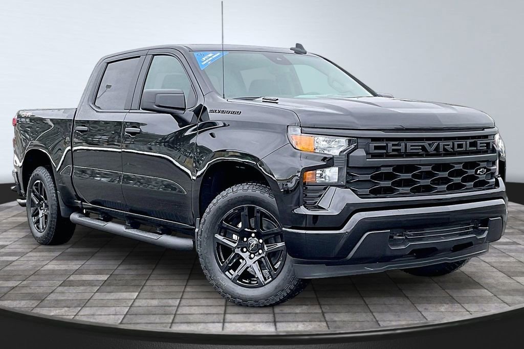 New 2026 Chevrolet Silverado 1500 Custom w/ Turbomax Blackout Package image 2