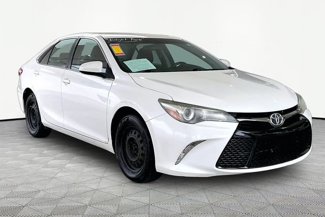 Used 2016 Toyota Camry SE