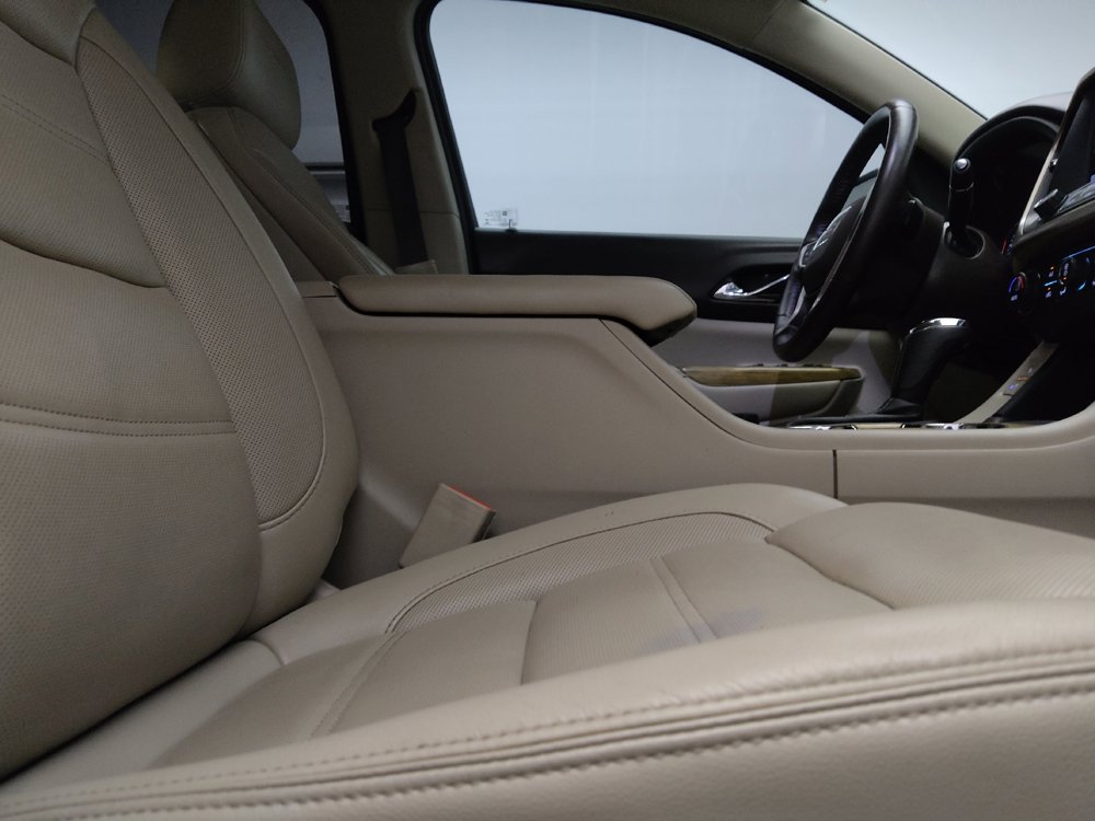 Used 2018 GMC Acadia Denali w/ Technology Package FWD image 21