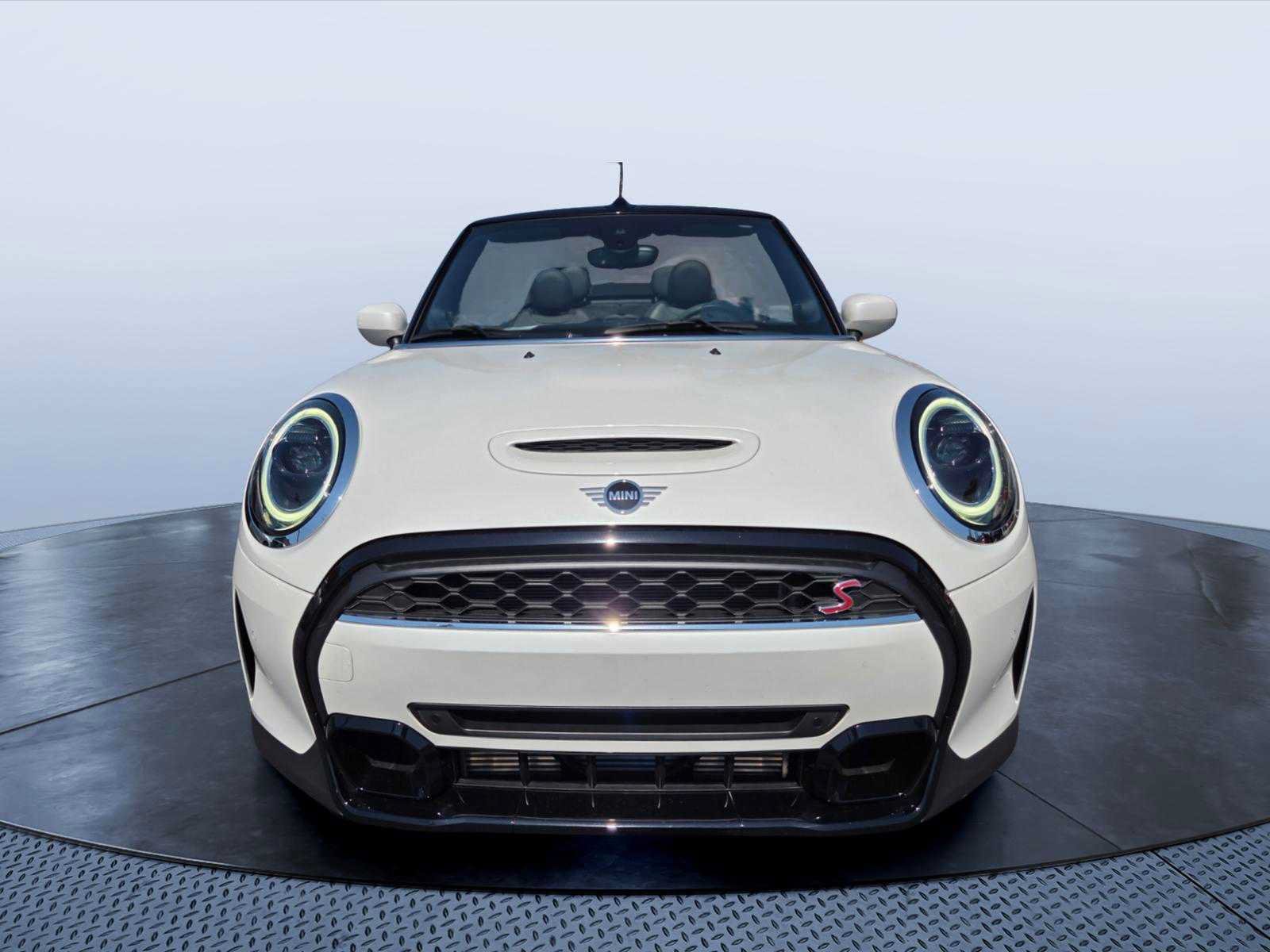 Used 2024 MINI Cooper S FWD image 8