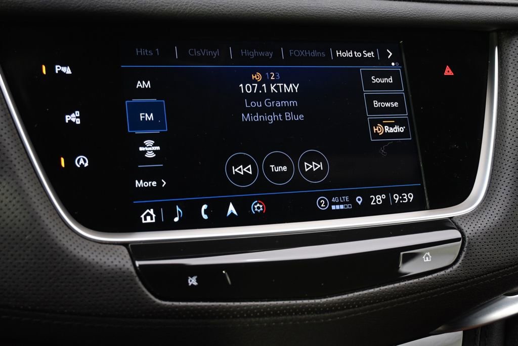 New 2025 Cadillac XT5 Premium Luxury w/ Technology Package AWD/4WD image 29