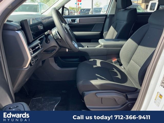 New 2025 Hyundai Santa Fe SE image 13