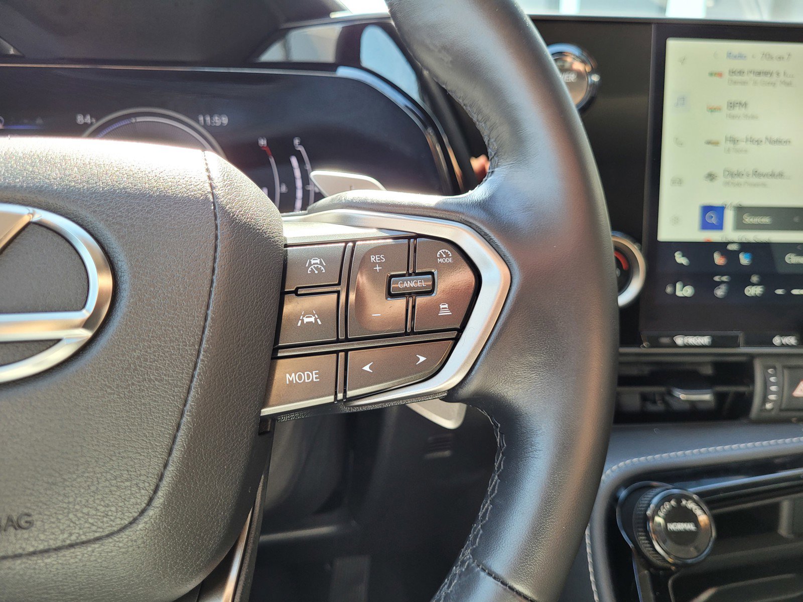 Certified 2025 Lexus NX 350h AWD w/ Cold Area Package image 19