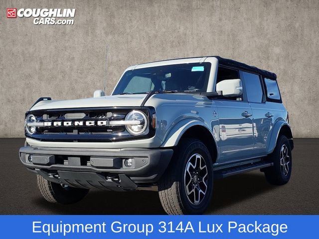 Used 2021 Ford Bronco Outer Banks image 4