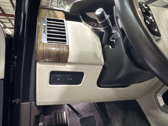Used 2019 Land Rover Range Rover HSE image 36