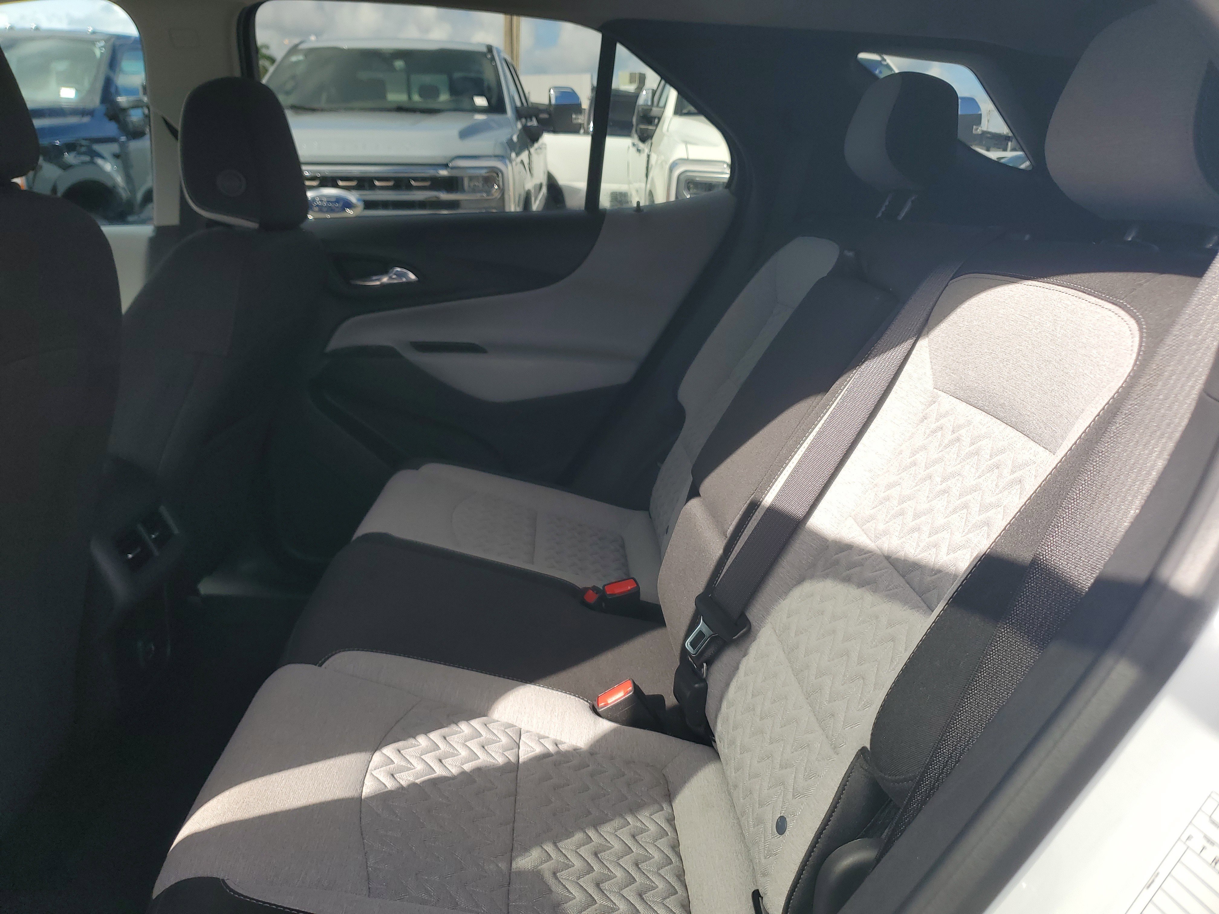 Used 2023 Chevrolet Equinox LT image 13