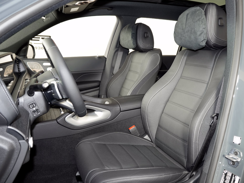 Certified 2026 Mercedes-Benz GLS 450 4MATIC image 10