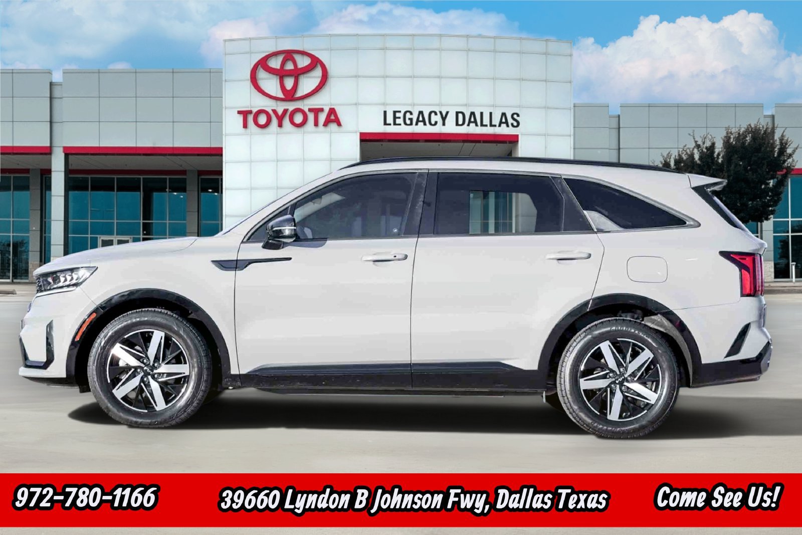 Used 2022 Kia Sorento EX w/ Panoramic Sunroof Package FWD image 7