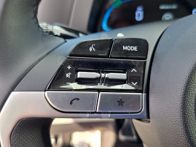 New 2026 Hyundai Elantra SEL Sport FWD image 13