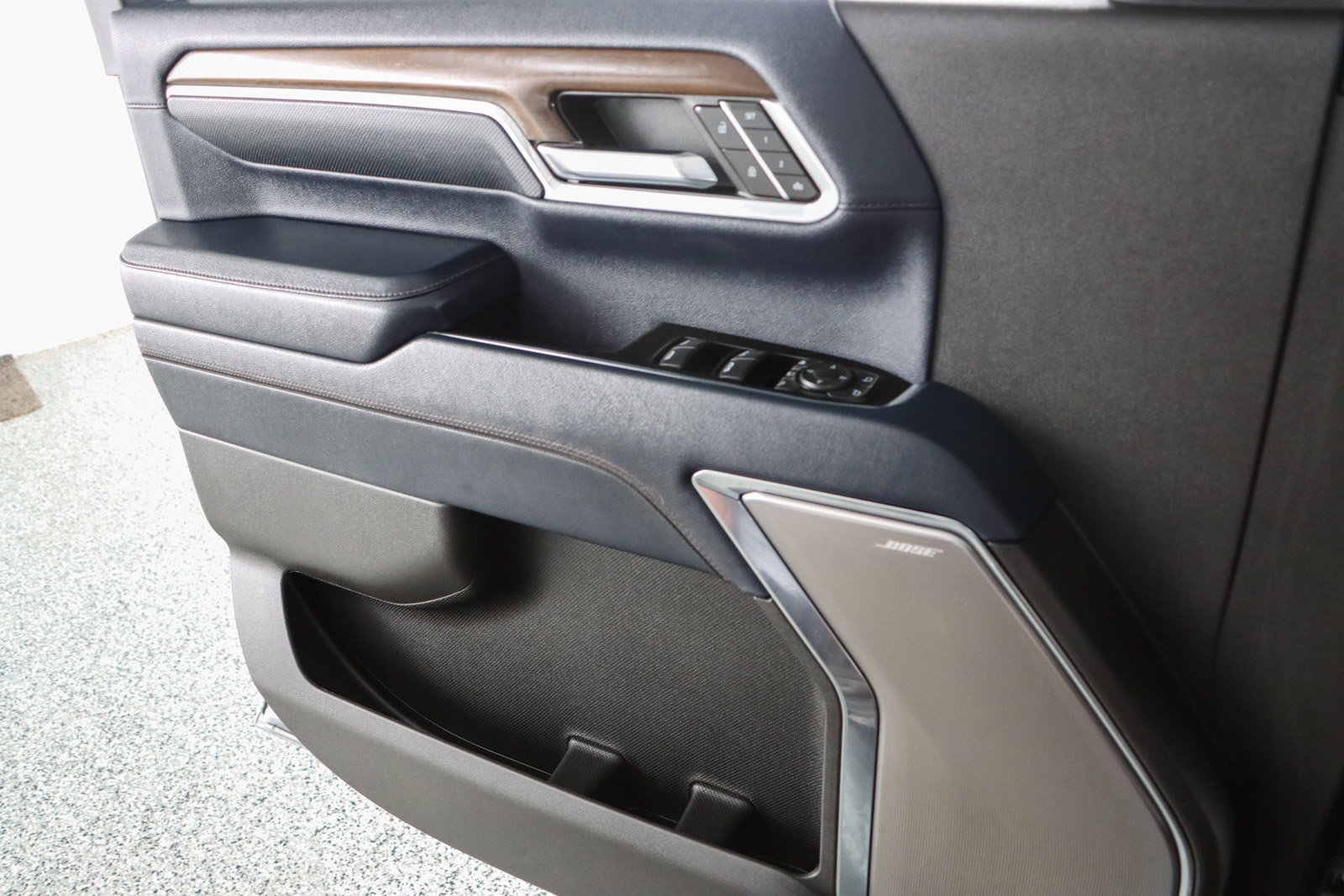 Used 2024 Chevrolet Silverado 3500 High Country w/ High Country Premium Package AWD/4WD image 26
