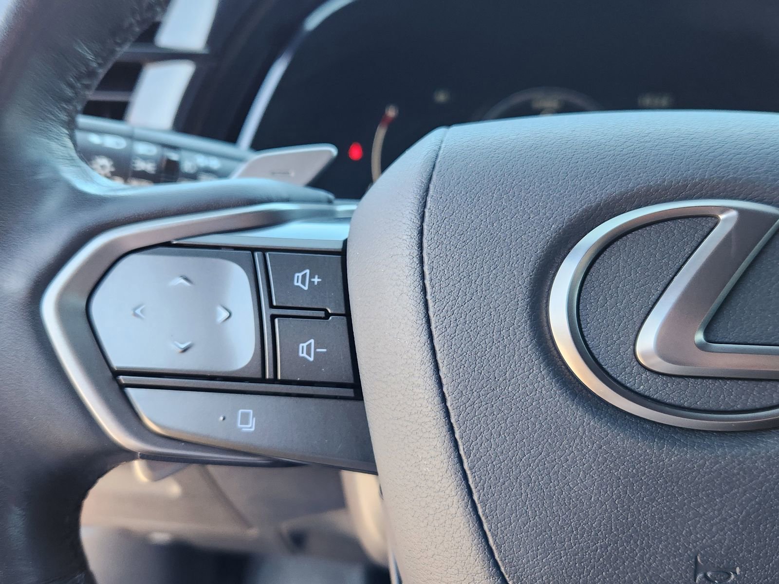 Used 2023 Lexus RX 350 image 19