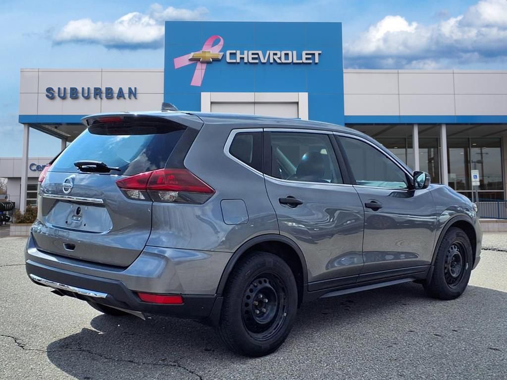 Used 2019 Nissan Rogue S image 5