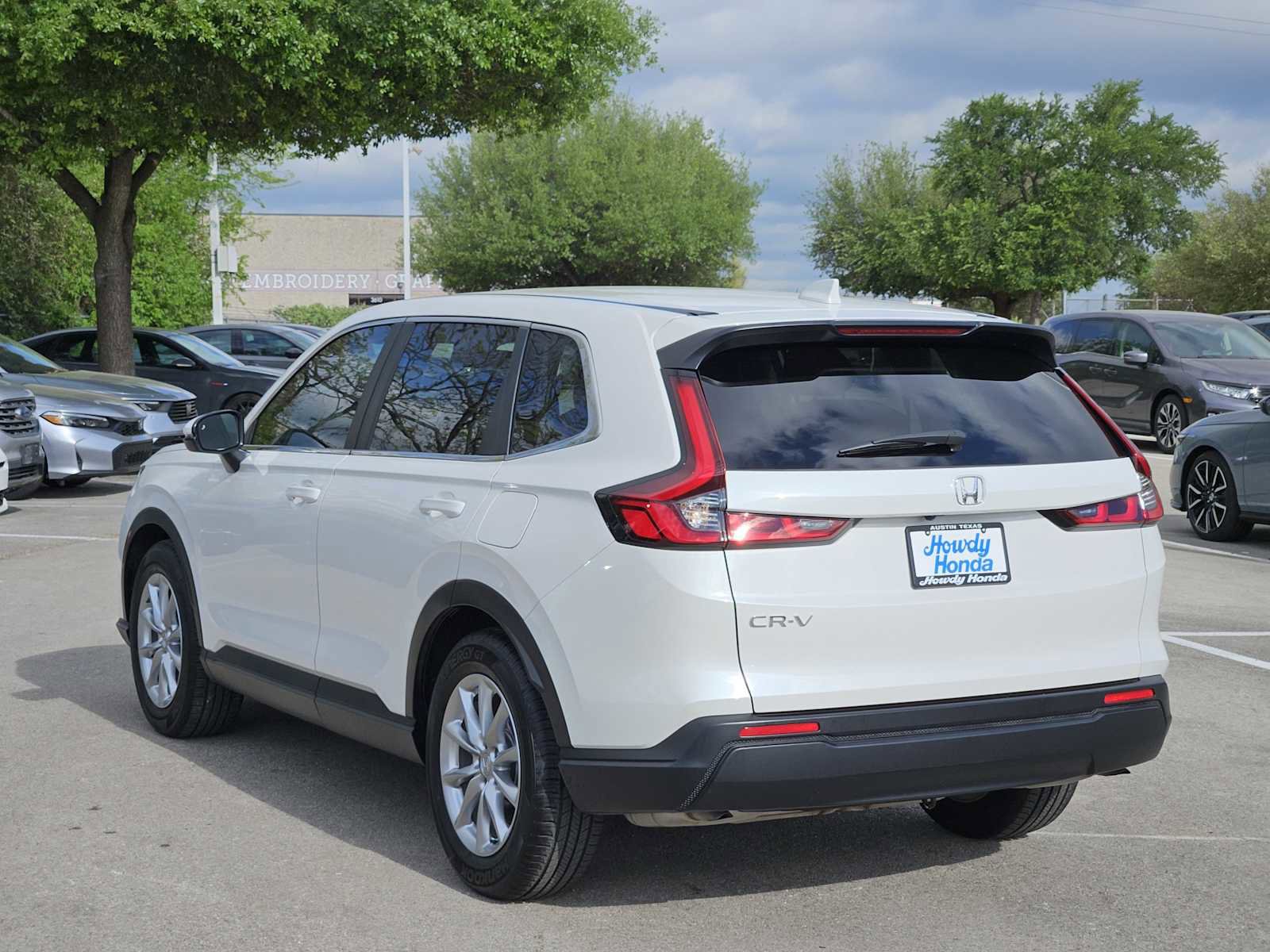 Certified 2026 Honda CR-V EX image 5