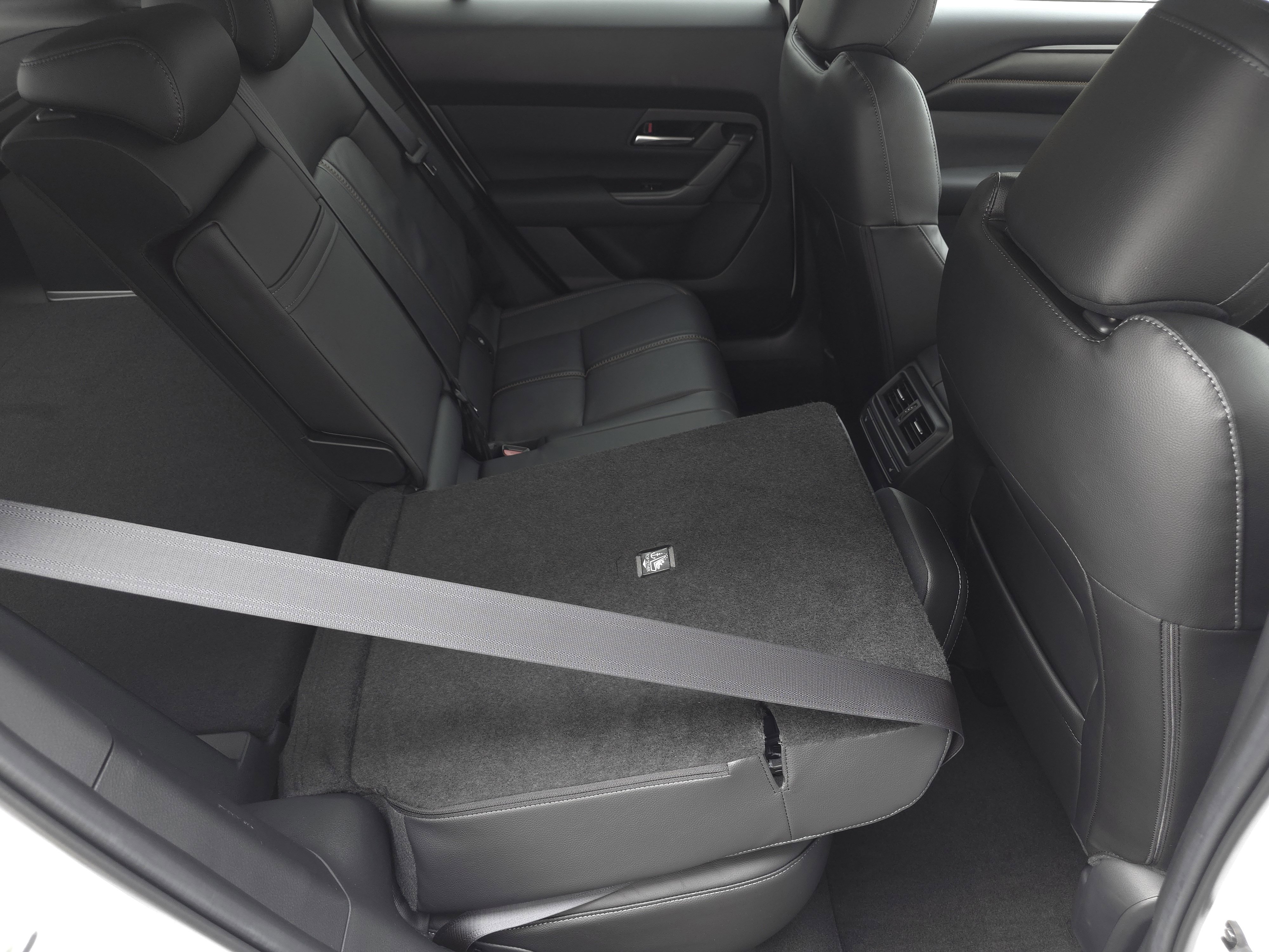 New 2025 MAZDA CX-50 2.5 Turbo w/ Accent Package image 39