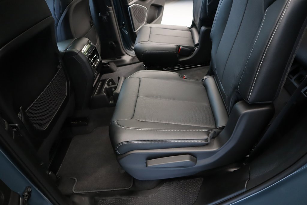 New 2026 Jeep Grand Cherokee L Limited image 10