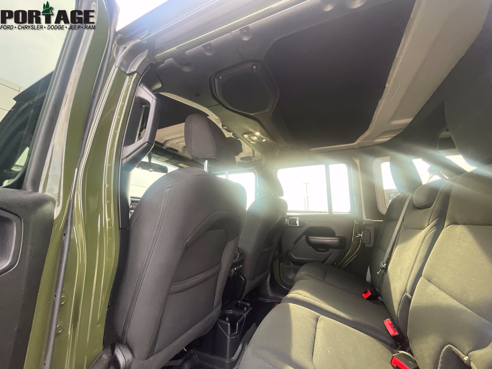 Used 2021 Jeep Wrangler Unlimited Sport AWD/4WD image 19