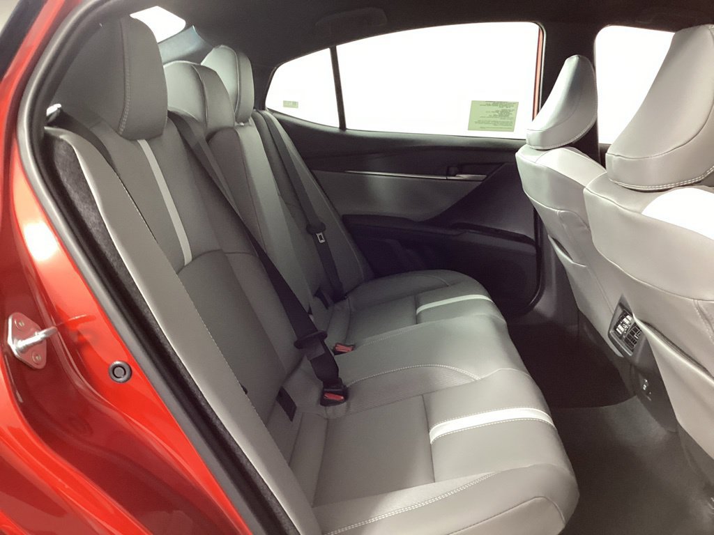 Used 2026 Toyota Camry SE w/ Convenience Package FWD image 23
