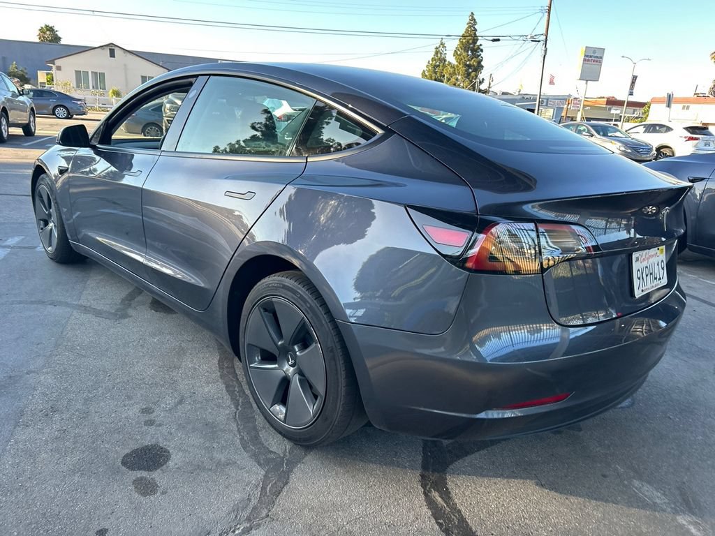Used 2023 Tesla Model 3 Standard Range RWD image 4