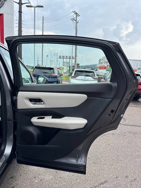 Certified 2023 Nissan Ariya FWD image 18