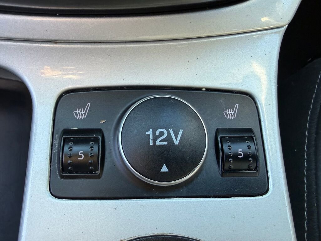 Used 2015 Ford C-MAX SEL image 13