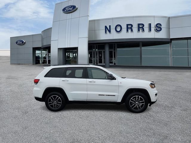 Used 2018 Jeep Grand Cherokee Trailhawk AWD/4WD image 5