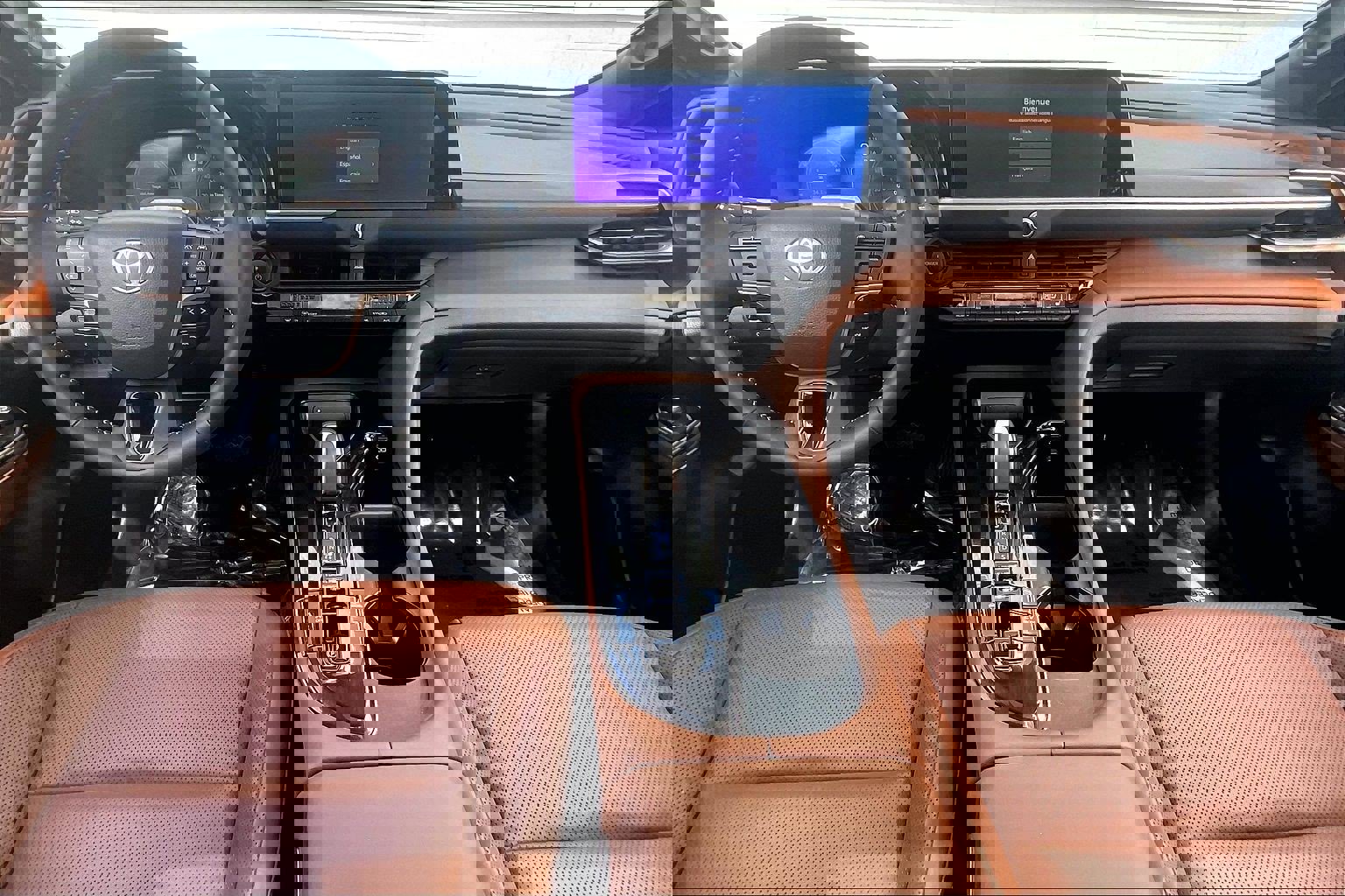 Used 2025 Toyota Crown Signia w/ Advanced Technology Package AWD/4WD image 19