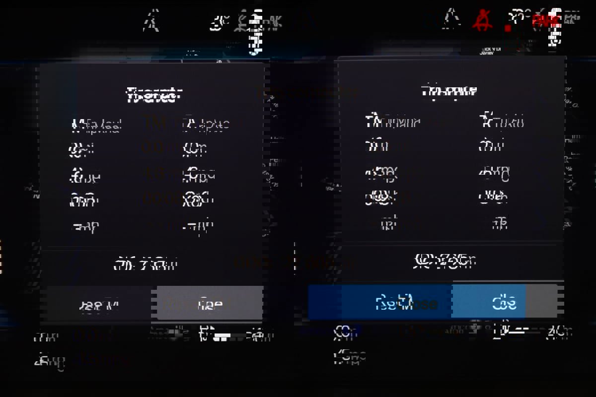 Used 2023 Volvo XC90 B6 Plus w/ Protection Package Premier image 39