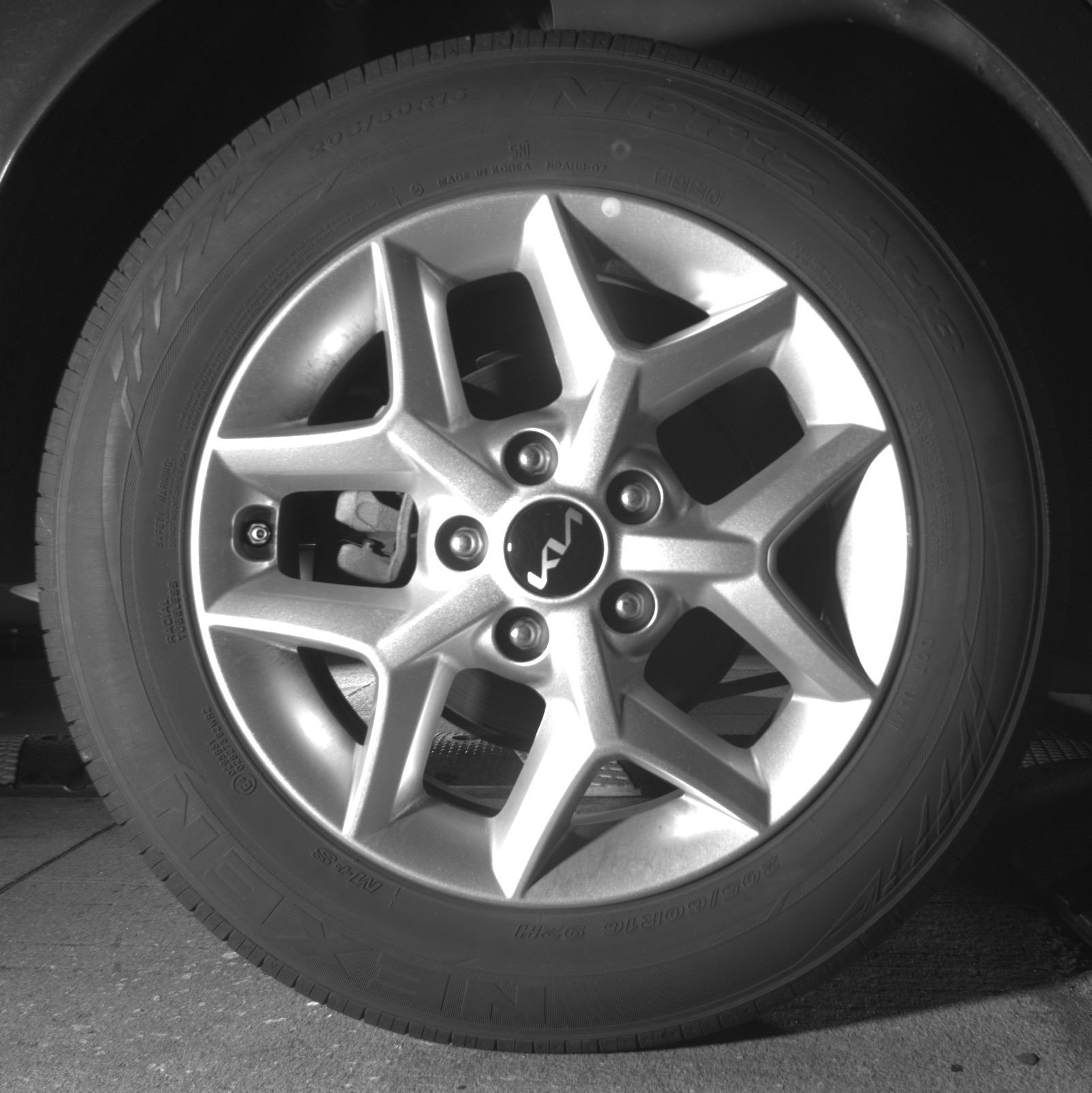 Used 2025 Kia Soul LX w/ LX Technology Package FWD image 20